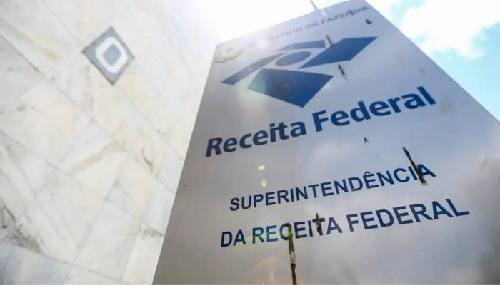© Marcelo Camargo/Agência Brasil Receita paga lote residual de restituição do IRPF de dezembro de 2025